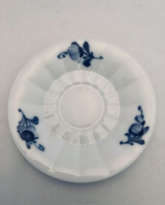 Kgl. Blå Blomst underkop.