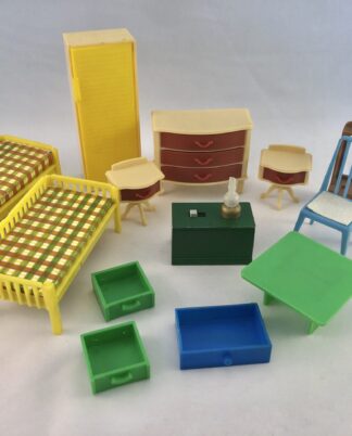 Dukkehusmøbler.