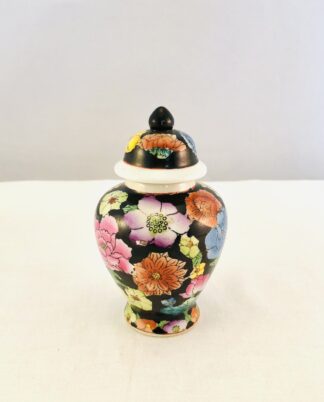 Kinesisk lågkrukke.