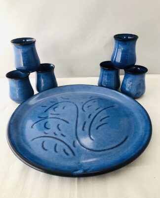 Fad med 6 små krus.