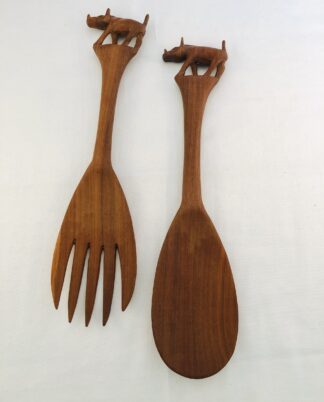 Salatbestik med vildsvin.