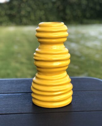 Vase.