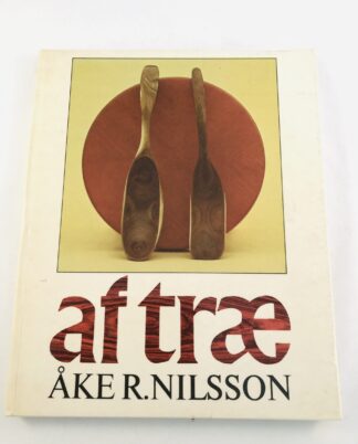 "Af træ"