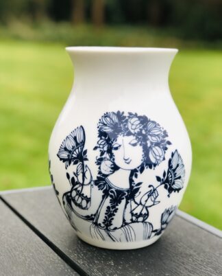 Vase - Bjørn Wiinblad.