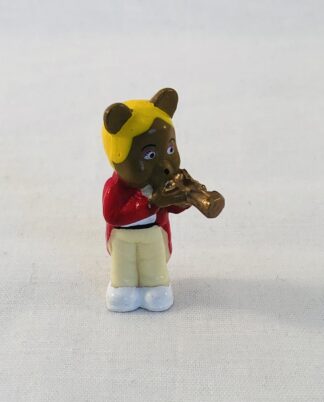 Miniature bamsefigur med trompet.
