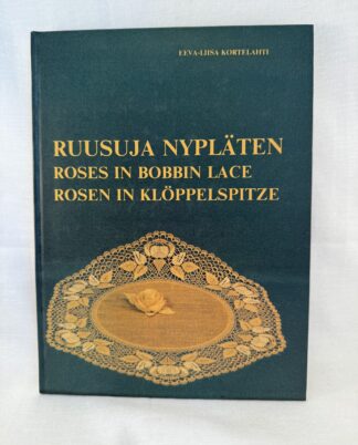 Roses in Bobbin Lace - Tresproget specialbog om knipling med rosemotiver.