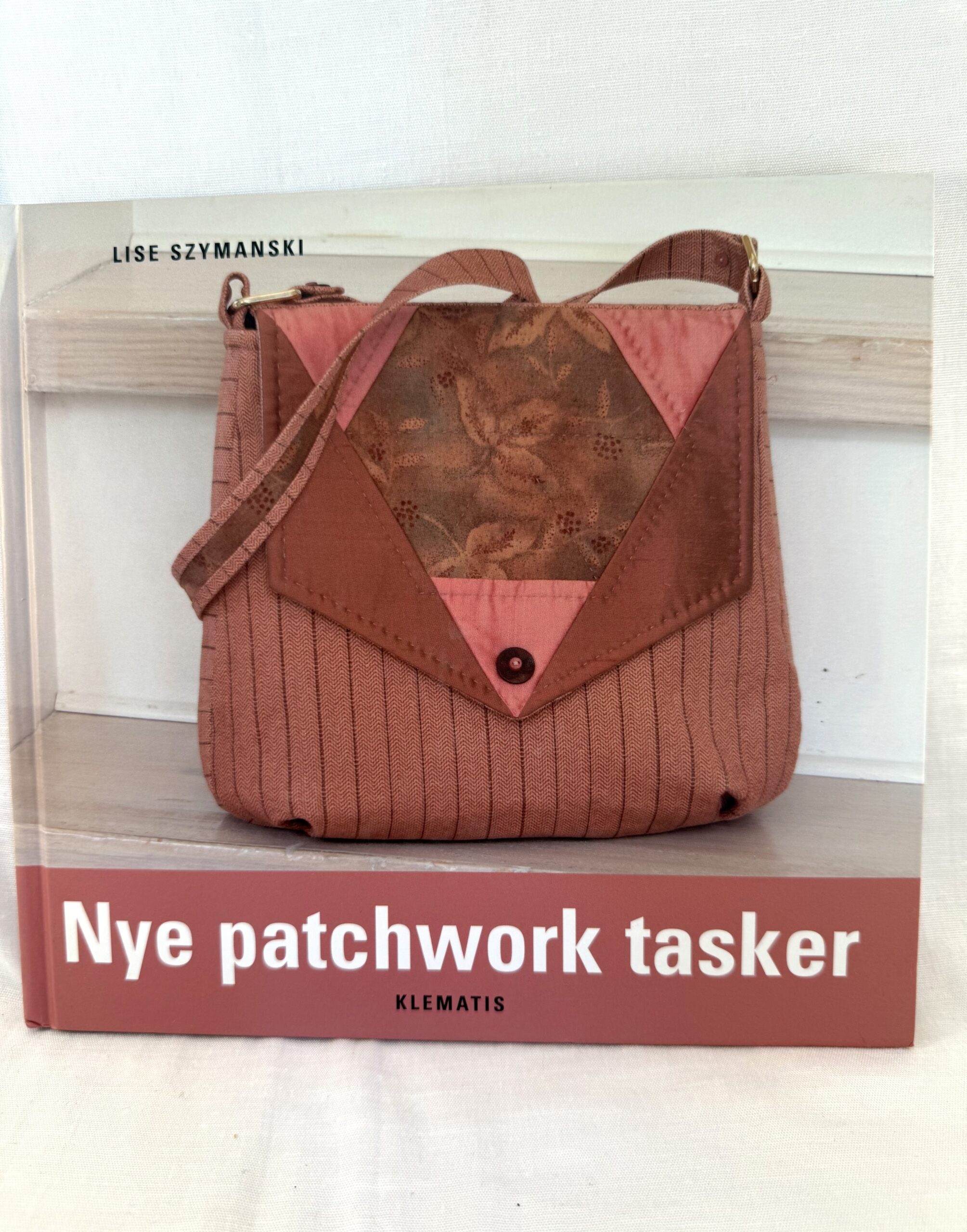 "Nye patchwork tasker"