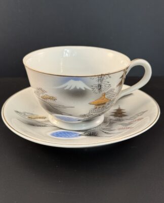 Kop & underkop - japansk landskabsmotiv - Lithophane Geisha.