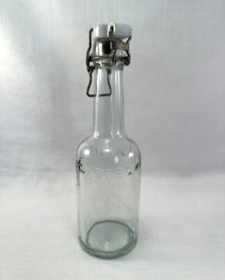 Gammel sodavandsflaske.