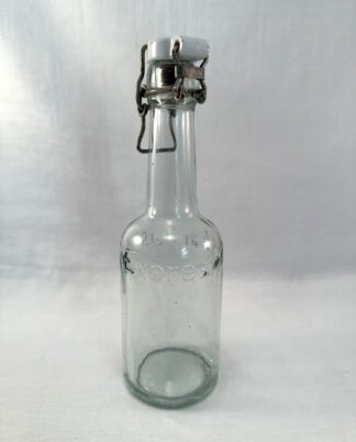 Gammel sodavandsflaske.