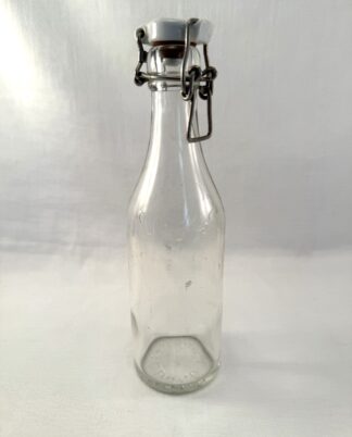 Gammel sodavandsflaske.