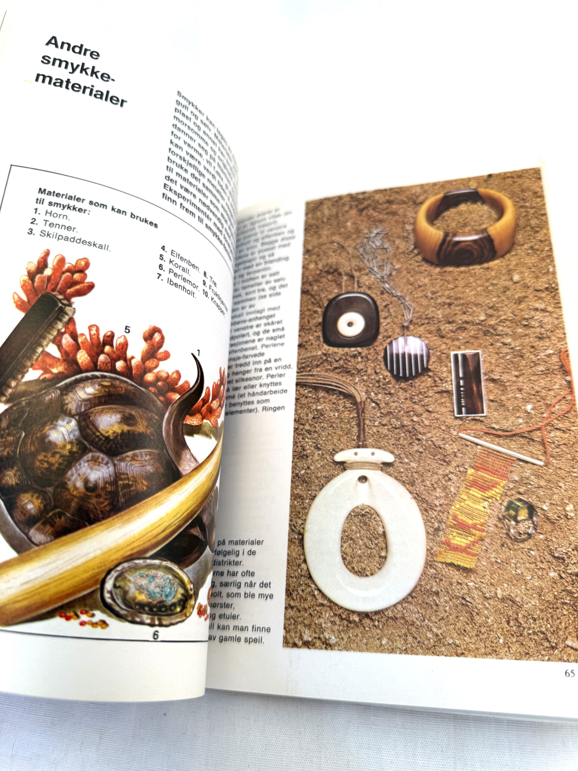 "Smykker og smykkelaging" - Billede 4