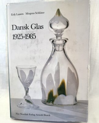 "Dansk Glas 1925–1985"