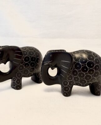 2 dekorative elefanter.