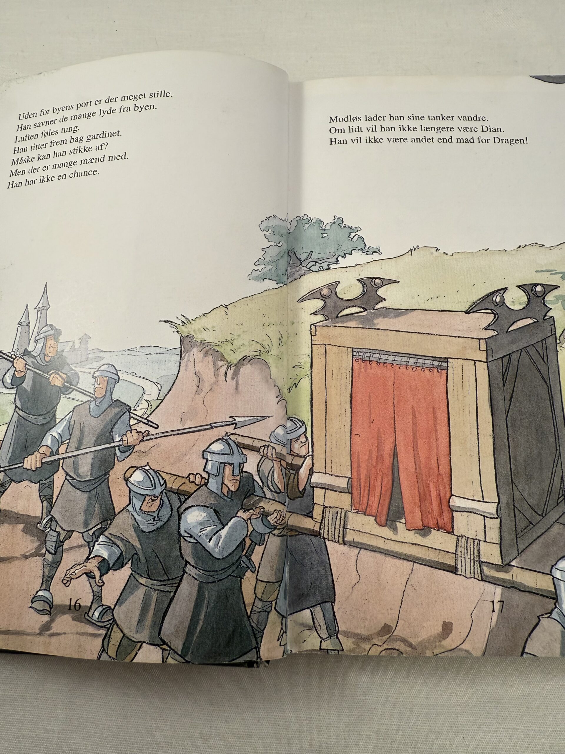 "Drageherren" – Bind 1-4 samlet i én bog. - Billede 3