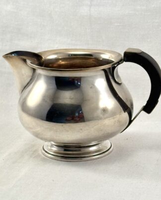 Elegant flødekande.