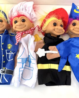 4 stk. originale RUSS hånddukker.